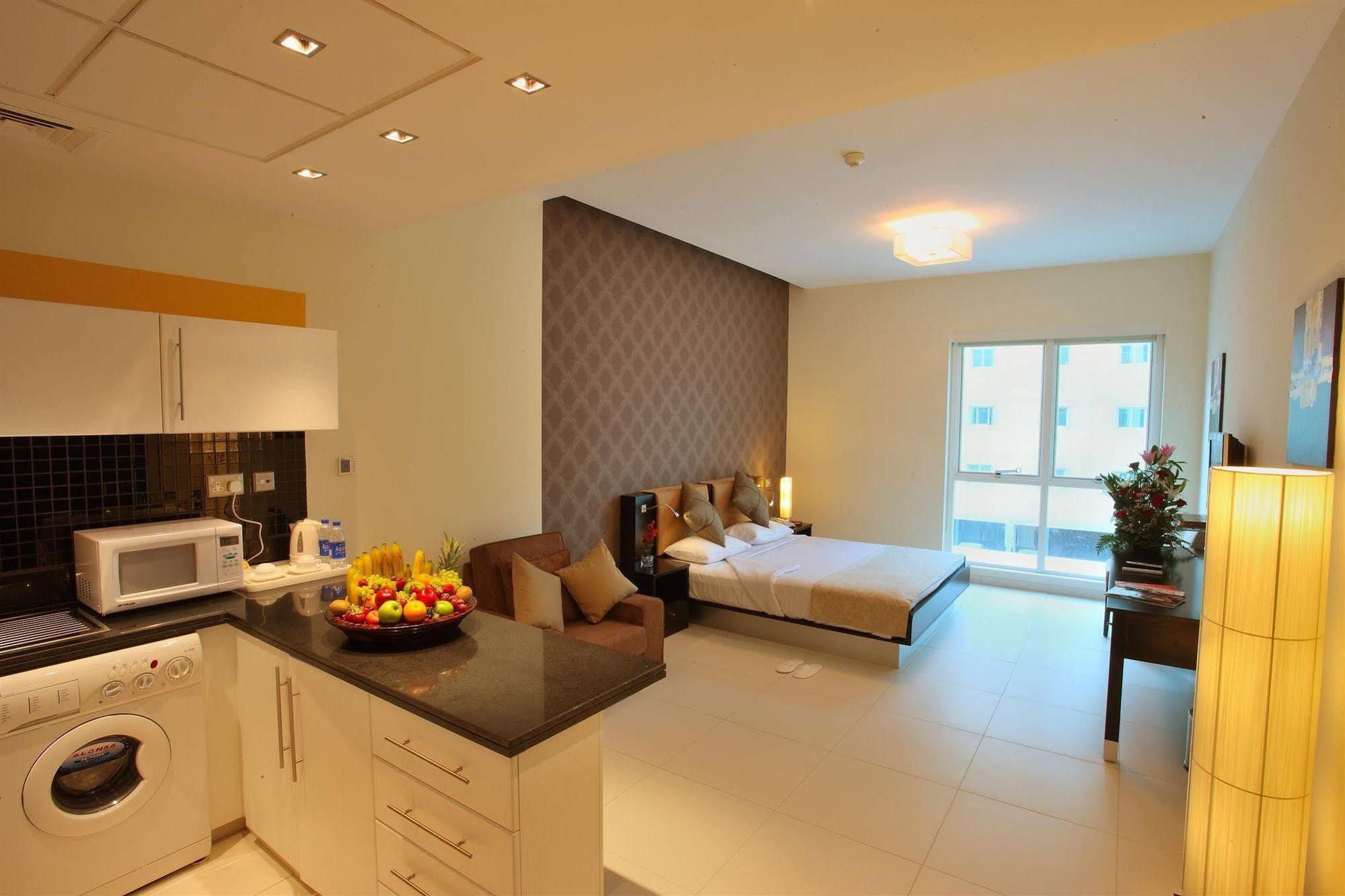 Royal Ascot Hotel Apartment - Kirklees 2 Dubaï Extérieur photo